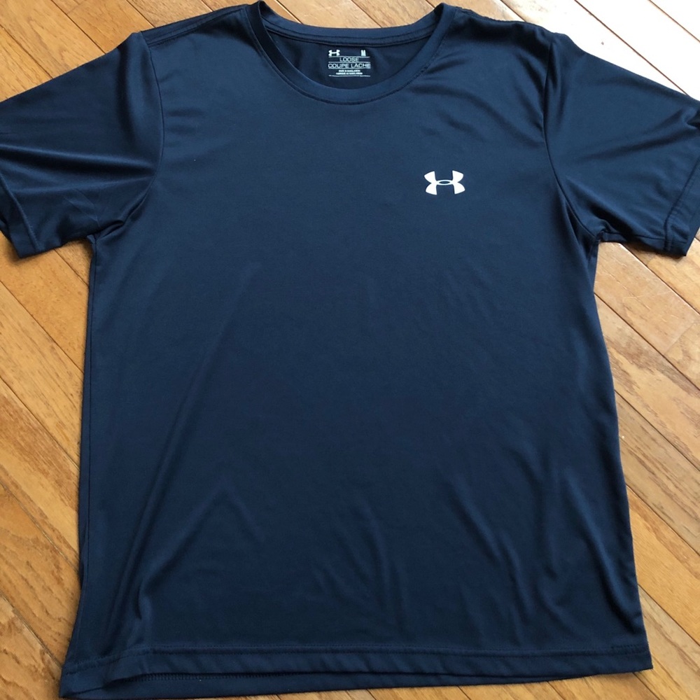 Under Armour blue top